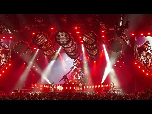 KISS - The End of the Road - Full Concert - Centre Bell - Montreal -  18 November 2023