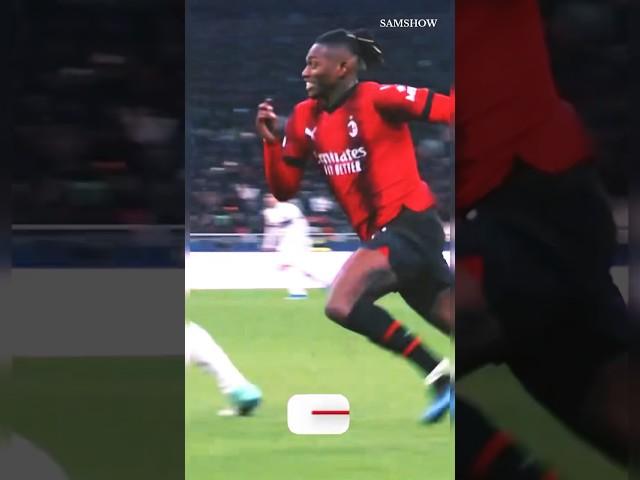  Rafael Leao CRAZY SPEED#shorts #soccer #leão #speed #acmilan