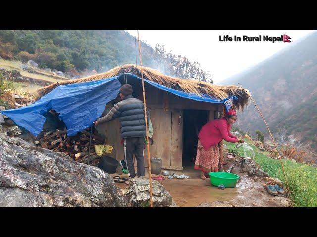 This Is Himalyan Mountain Village Life Nepal | Rainy Season | Peaceful And Relaxing Mountain Village