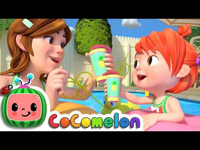 Mom and Daughter Song | CoComelon Nursery Rhymes & Kids Songs