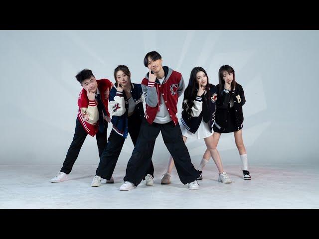 IVE - Kitsch / Student Dance Practice by DE Dance Club