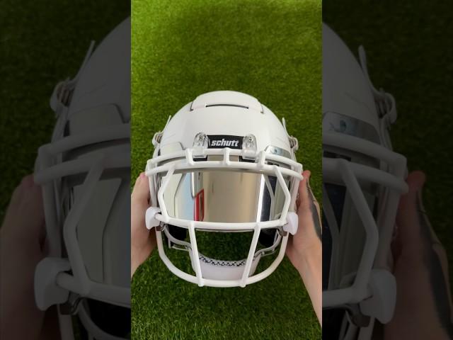 Putting an Unbranded Chrome Visor on a Schutt F7 #fyp #foryou #foryourpage #nfl #nflfootball