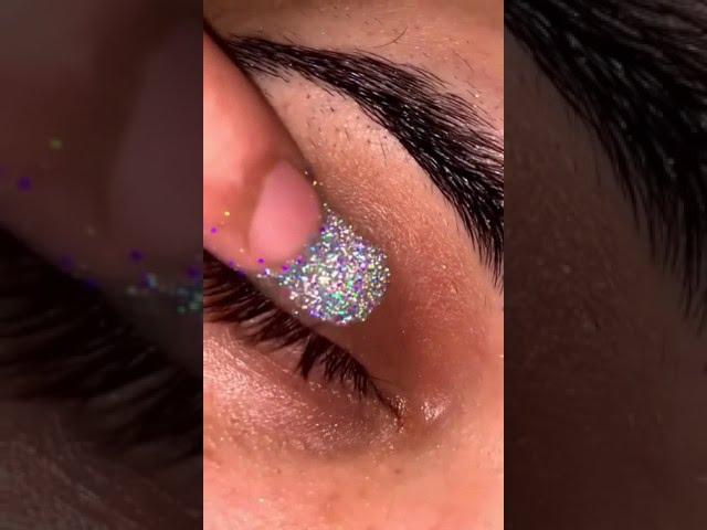 glitter eyeshadow tutorial  || Fashion Hub