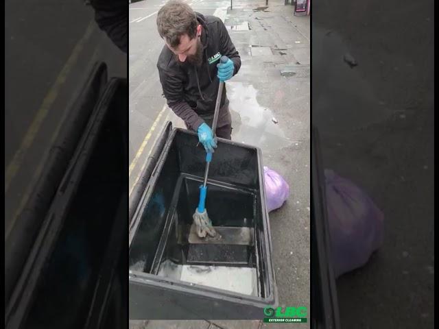 bin cleaning #bincleaning #bincleaners #bincleaninglondon #bincleaningservices