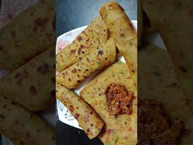 Instant Paratha with Pickle...#tasty #pickle #paratha #recipe #masti #joy #share #best #viral