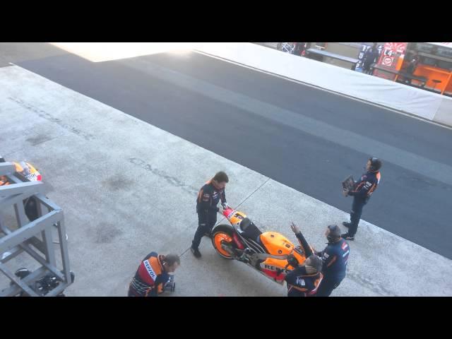 Marc Marquez - French round MotoGP Le Mans 2015 Change of motorcycle