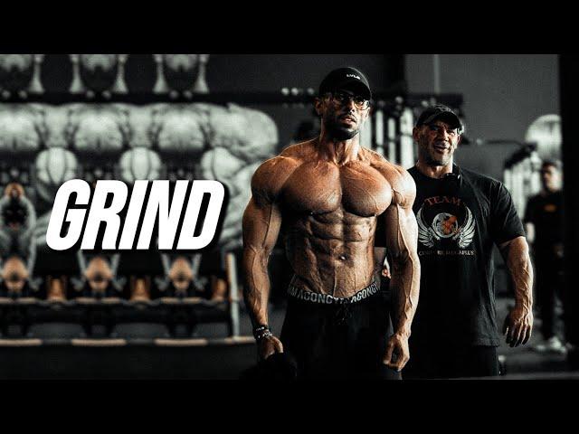 GRIND FOR YOUR LIFE - GYM MOTIVATION 