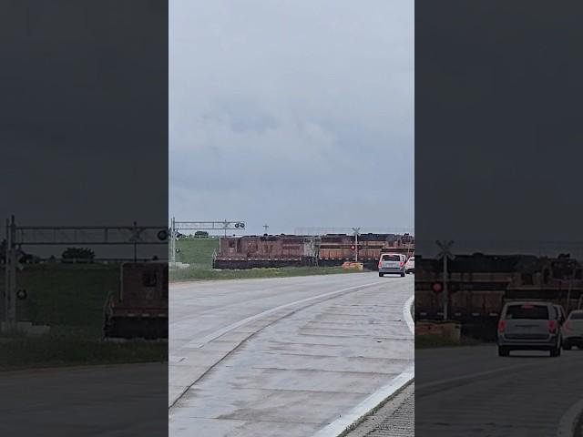 SD9 & GP38 Cross Divided Highway 141 Working Up A Grade #trains #railway #trainhorn #railtrack