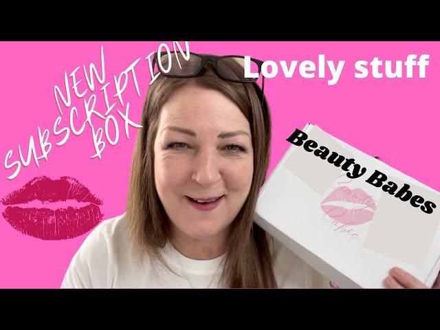 Beauty Babes Subscription Box Unboxing High End Brands and Makeup x