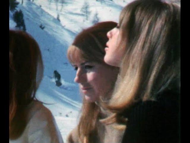 Pattie Boyd and Cynthia Lennon at the set of The Beatles' Help! film