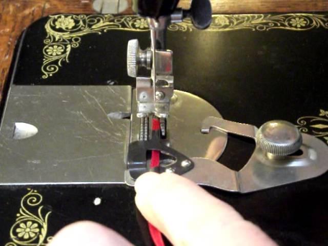 How to use an underbraider on a vintage sewing machine - 1916 Singer 99K