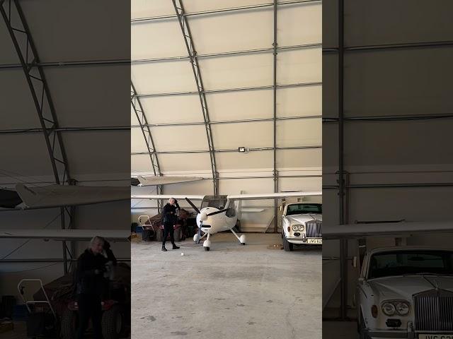 Giving the plane a quick clean! #shorts #flying #aviation