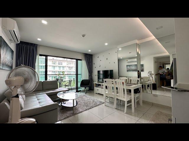 Beautiful one-bedroom condo for sale in the heart of Pratumnak in Pattaya (Siam Oriental Plaza)!