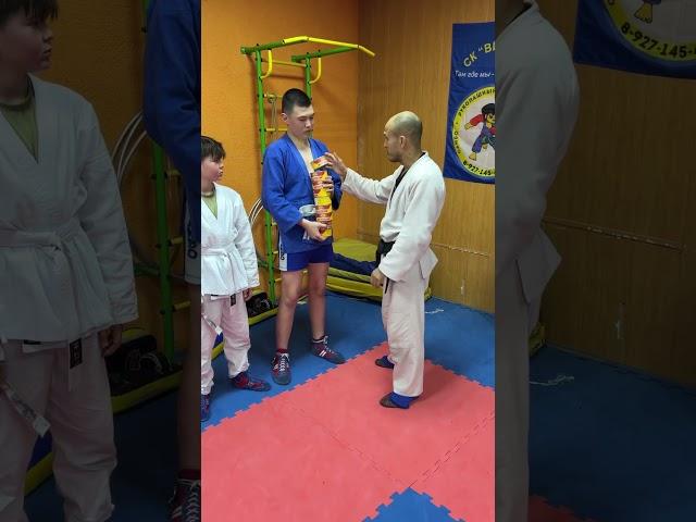 Не повезло КАЗАХУ! inst: psawkin