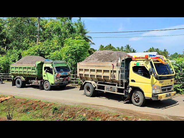Truk Jomplang. Mobil Truk CANTER HDX Dan HINO DUTRO Bongkar Muatan PASIR FULL BAK Menggunung Bersama