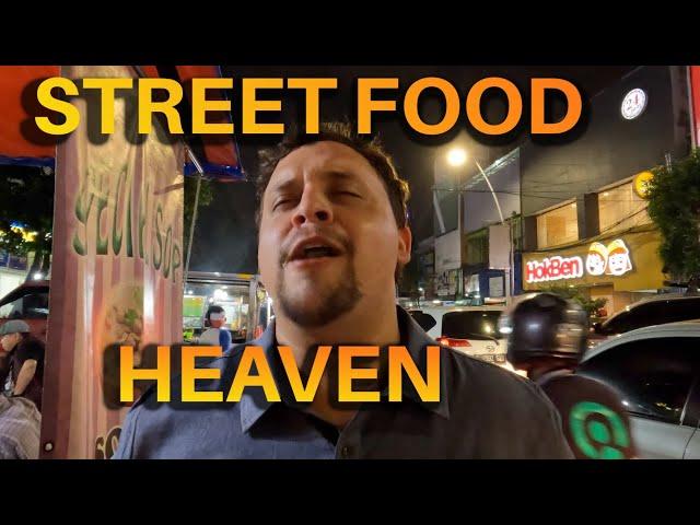 Street Food Heaven Jakarta, Indonesia  (Sarinah Night Market)