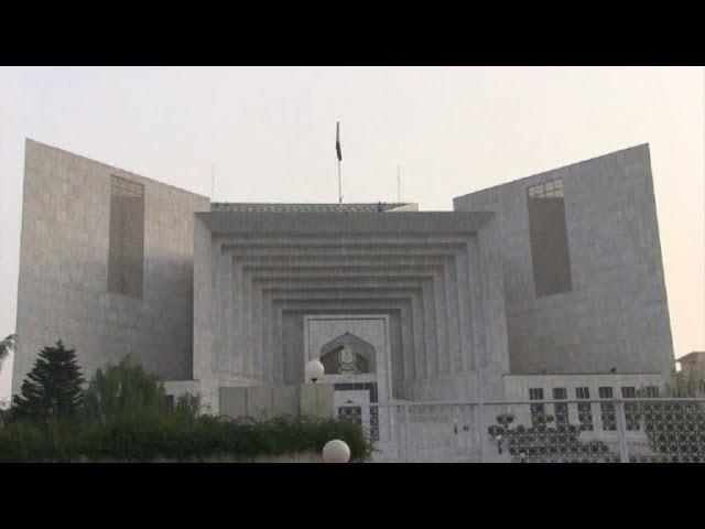 Exterior of Pakistan's Supreme Court before verdict announced