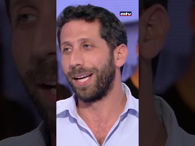 توقيف الممثل الكوميدي جون أشقر في مطار سنغافورة... والسبب" نكتة"!