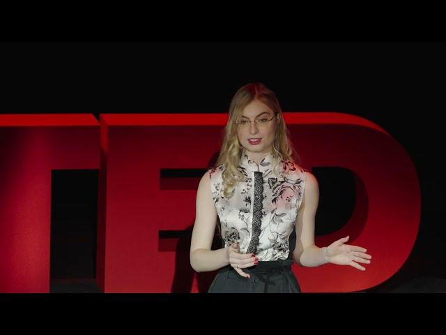 Handbook to Healthy Longevity | Dominika Wilczok | TEDxDKU