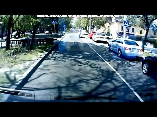 Funny Motor and Biker Fails (Motorcycle Accidents) - Daily Dose O fFun