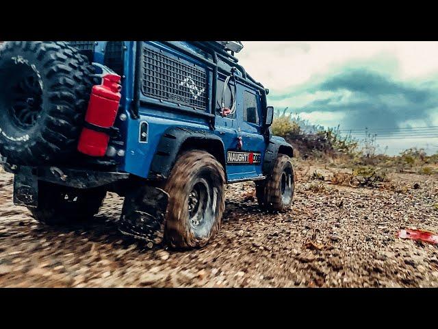 RC CAR Traxxas TRX-4 Defender in ACTION!