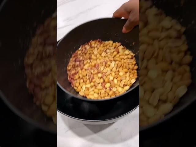 How to make PERFECTLY ROASTED PEANUTS IN MINUTES #shorts #airfryer #peanuts
