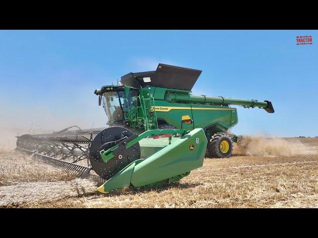 JOHN DEERE X9 1100 Combines Harvesting 12,000 Acres of Wheat