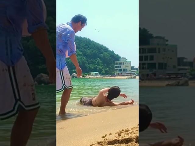 ‍️양양 죽도해변#강원도여행#죽도해변#양양여행#속초여행#여름휴가#바다수영#흑백사진관#흑백사진관레트로#프로필스튜다오#홍대사진관#강남사진관