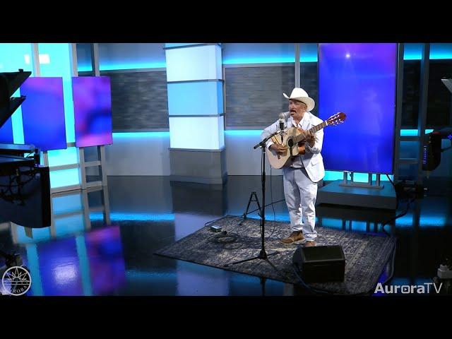 Aurora Man Wins Estrella TV's, "Tengo Talento, Mucho Talento"