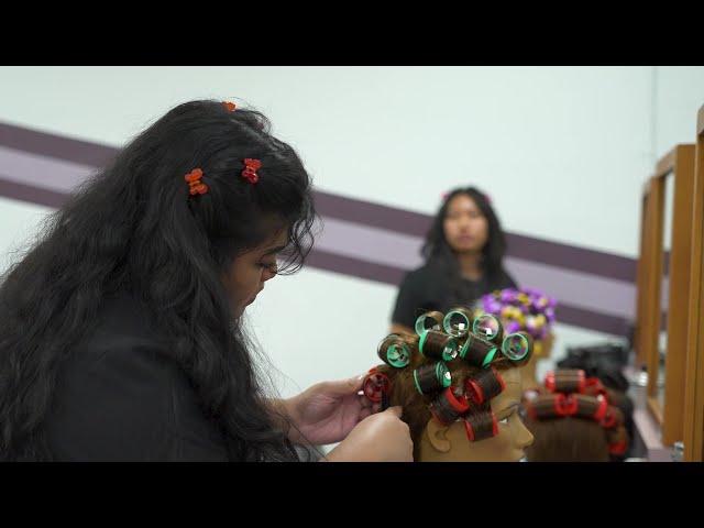 Honolulu CC: Cosmetology Program