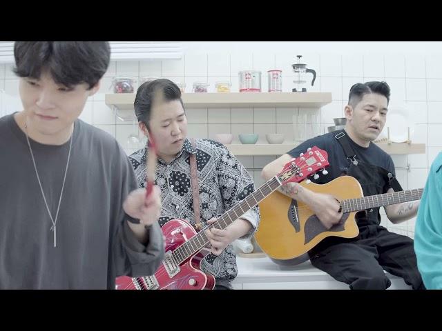 [LIVE] Queen 'Crazy Little Thing Called Love' cover by 스트릿건즈 (Streetguns) 'ROCKABILLY CLASSICS'