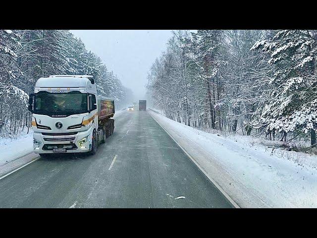 Омская трасса в своём репертуаре!!! Гололёд и перевёртыши!!!