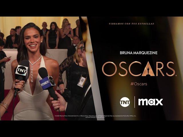 Bruna Marquezine en la Alfombra Roja de los Oscars® 2025