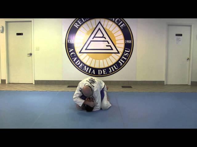 Mounted Triangle / Armlock