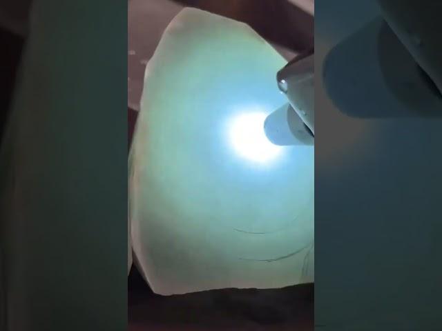 两万的料子切出手镯，这运气也是没谁了翡翠直播，緬甸翡翠直播間，全球可快遞，記得點訂閱， #jade#jewelry#gem##jade #玉 #赌石 #原石 #缅甸翡翠 #珠寶#翡翠  #翡翠原石