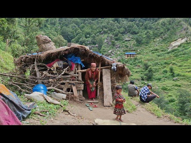 Most Peaceful And Relaxing Mountain Village Life of Nepal | Hari Rokaya Village Life of Nepal | Rain