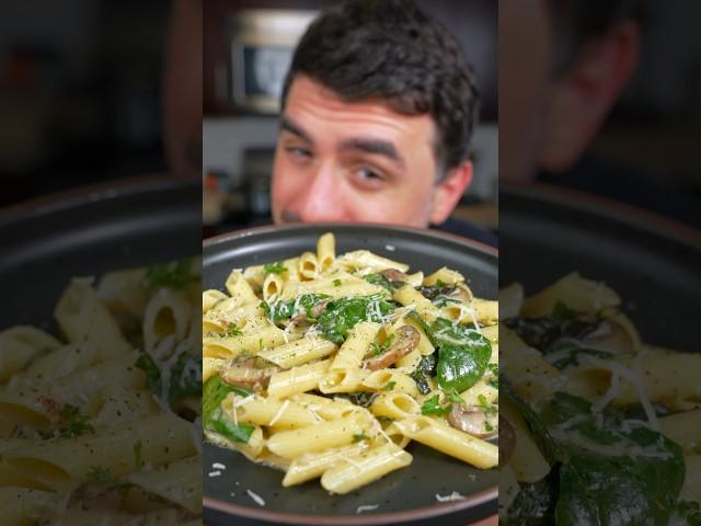 Mushroom & Spinach Alfredo! #alfredo #easyrecipes #easypastarecipe