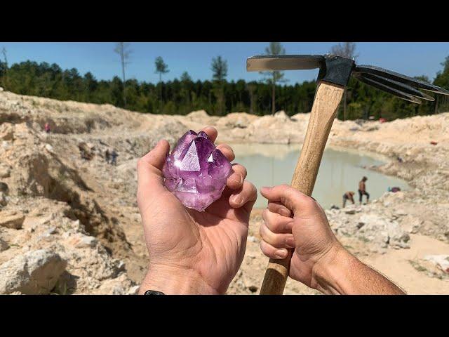 Found Rare Amethyst Crystal While Digging at a Private Mine! (Unbelievable Find)