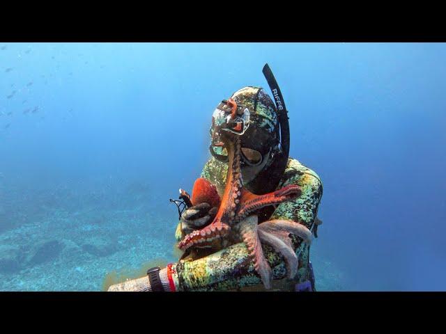 Spearfishing Deep Hawaii Reef For Our Dinner (Uku, Octopus, Moana Kali)