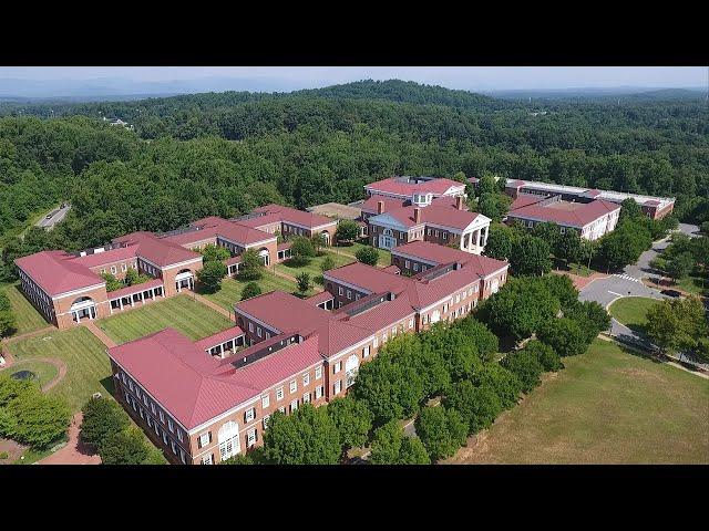 Explore UVA Darden School of Business with Our Students