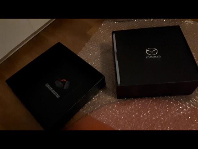 Mazda present