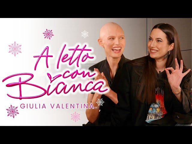 A letto con Bianca Balti e Giulia Valentina (Christmas Edition)