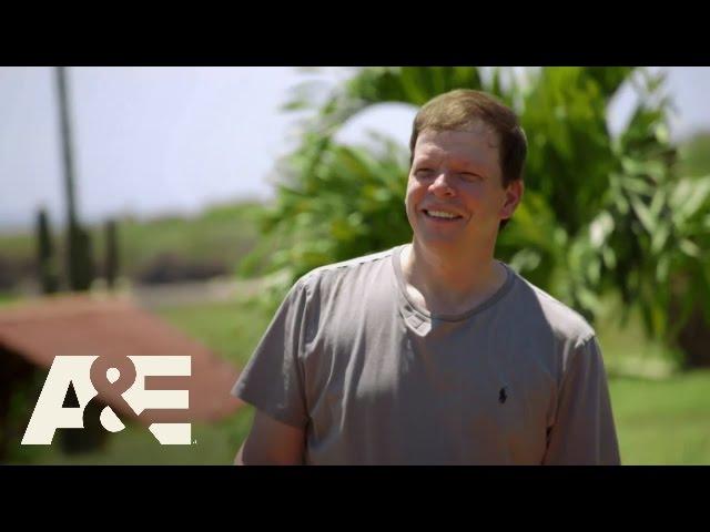 Wahlburgers: Paul Does Yoga | Wednesdays 9/8c | A&E