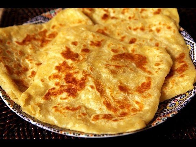 Msemmen - Moroccan Pancake Recipe - CookingWithAlia - Episode 173