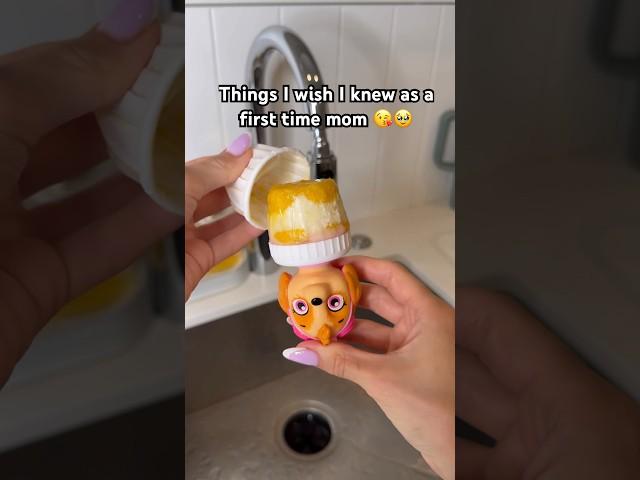 Useful Mom tips and hacks #momlife #lifehack #babyshorts #shortsvideo #parenthack