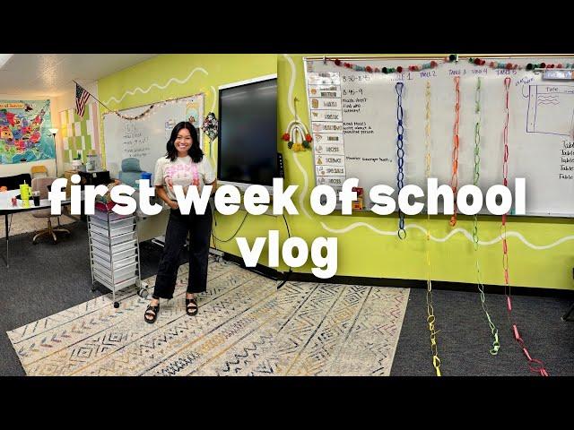 FIRST WEEK OF SCHOOL VLOG | 5th grade :)