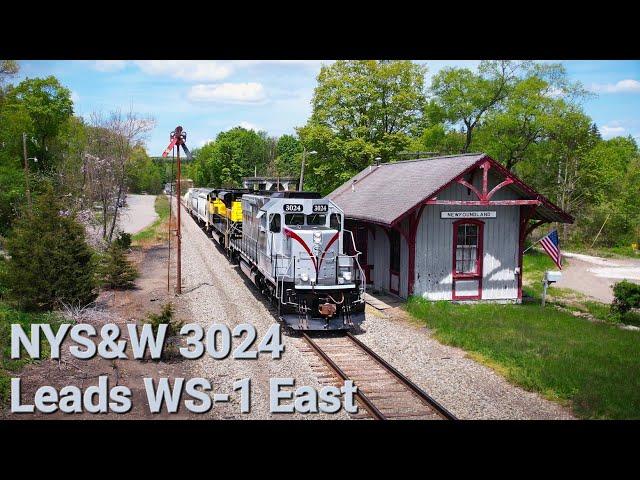 NYS&W WS-1 with Heritage Unit 3024