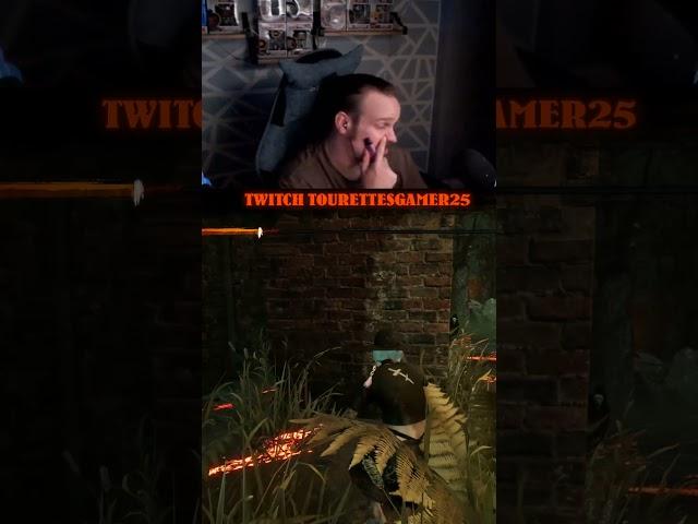 team mate playing peek a boo with ghost face dead by daylight