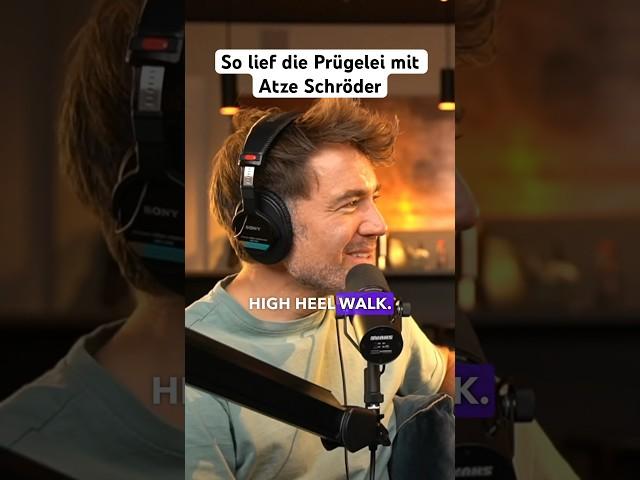 Die ganze Story im Video auf meinem Kanal #atzeschröder #comedy #podcast