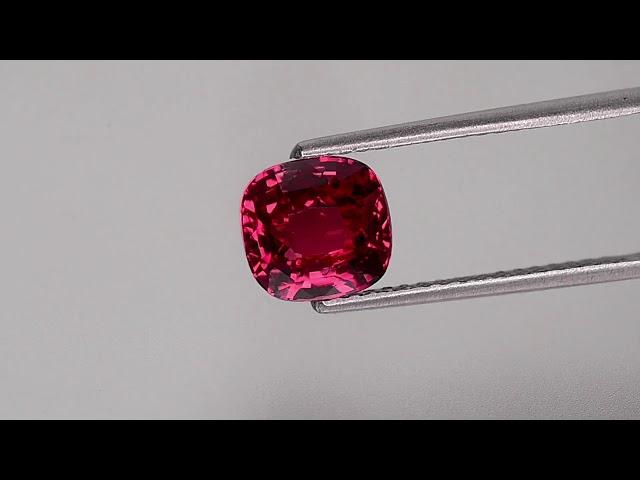 Ruby - 4.00 ct - Mozambique - Cushion - with GRS certificate